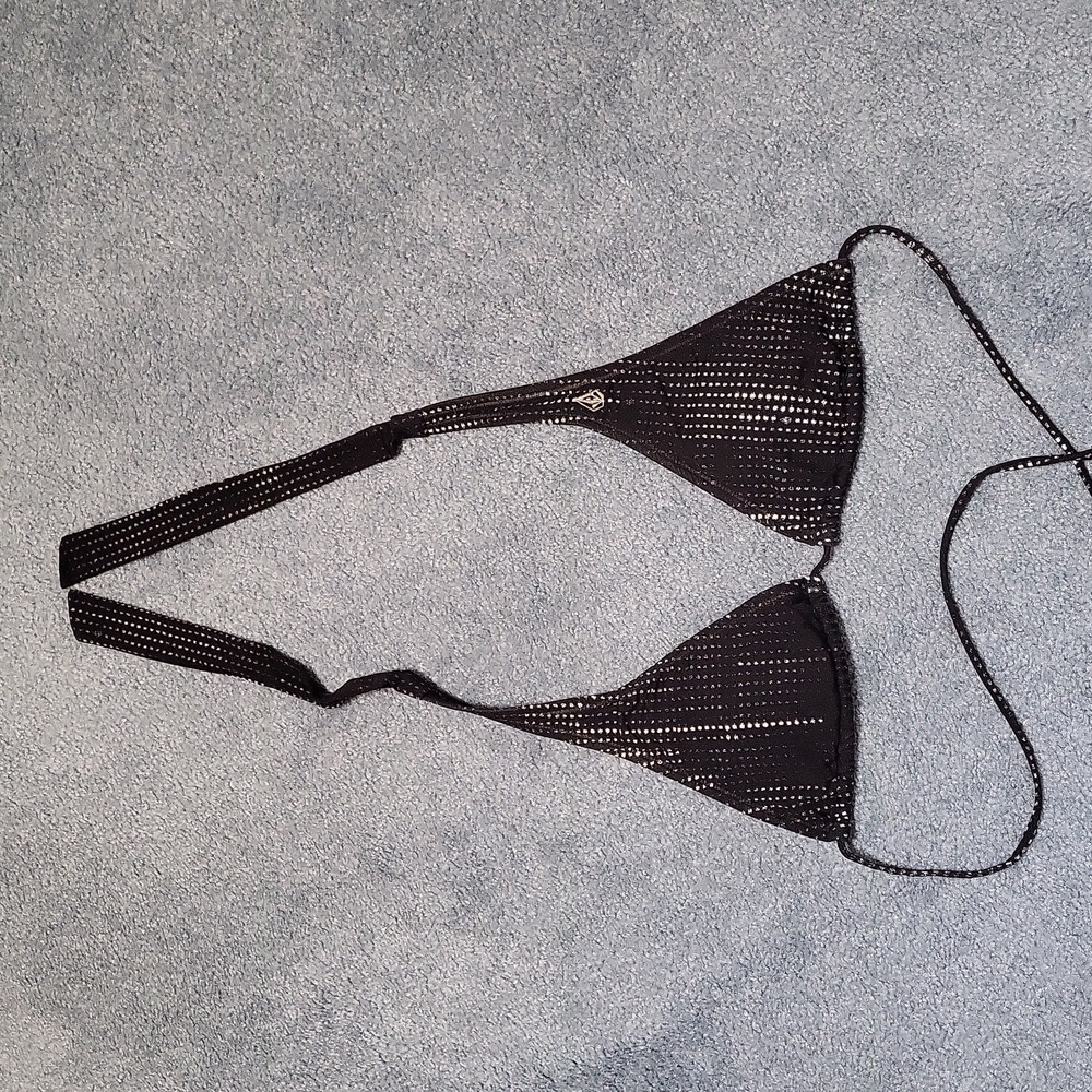 Volcom swim top